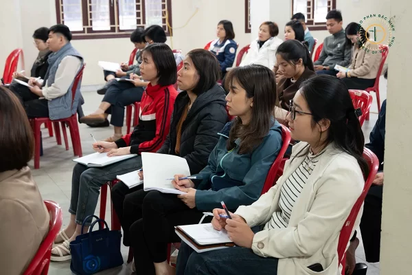 hc3acnh205 hình 5.webp (141 KB)