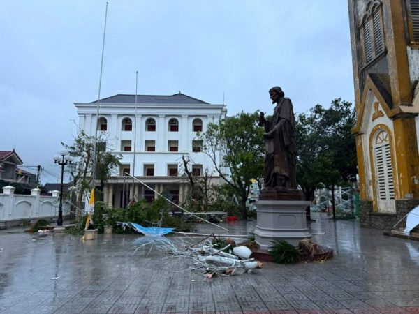 1btrungnghia.jpg (99 KB)