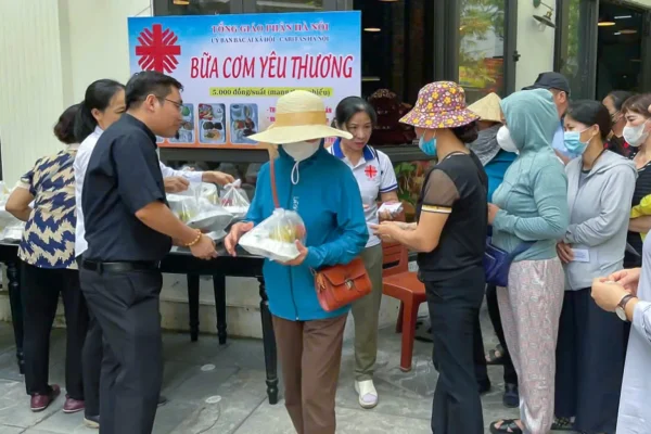 buacomyeuthuong.webp (120 KB)