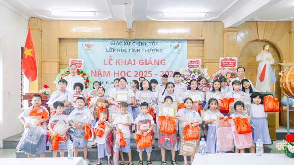 lophoctinhthuonghaiphong LophoctinhthuongHaiphong.jpg (2.30 MB)