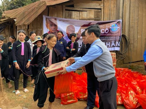 12hunghoa 12hunghoa.jpg (76 KB)