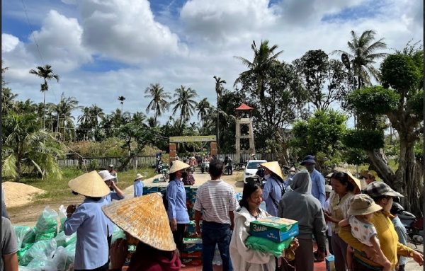 1qiuinhon.jpg (219 KB)