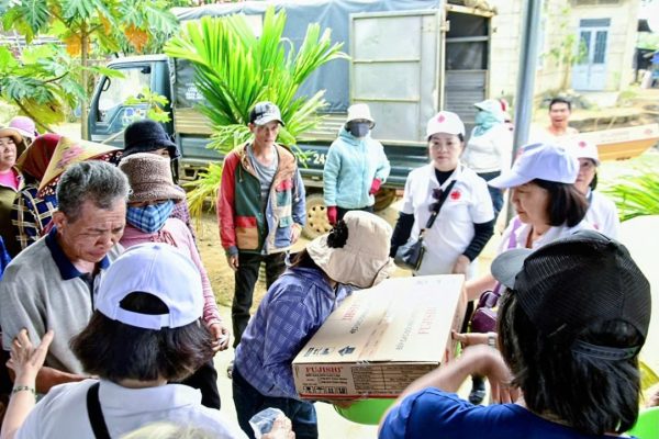 Caritas hat PhuTho.png (2.11 MB)