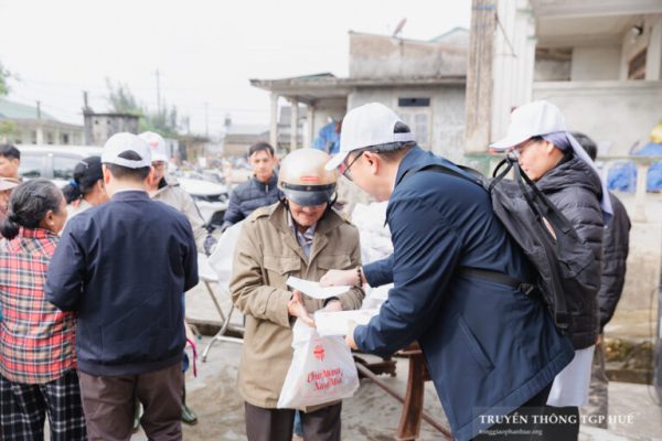 1huetete 1huetete.jpg (98 KB)