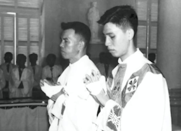 duchongy1.jpg (226 KB)