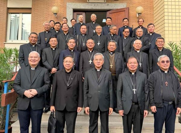 Hội đồng Giám mục Việt Nam tại Foyer Phát Diệm, sáng ngày 20.4.2026.jpg (295 KB)