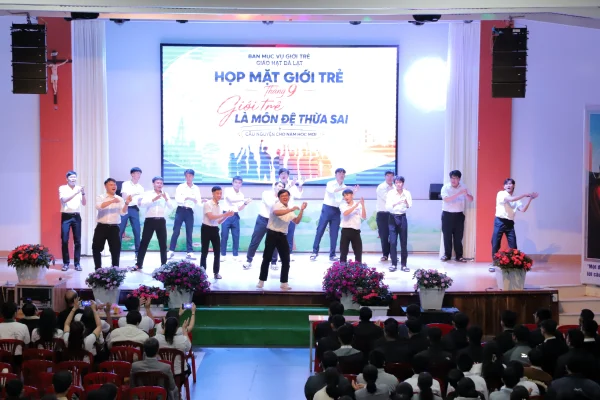 1gtrdalat 1gtrdalat.webp (1.01 MB)